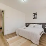 Colline Di - Free Parking & Wi-fi 3*