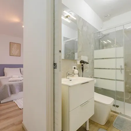 Colline Di - Free Parking & Wi-fi 3*